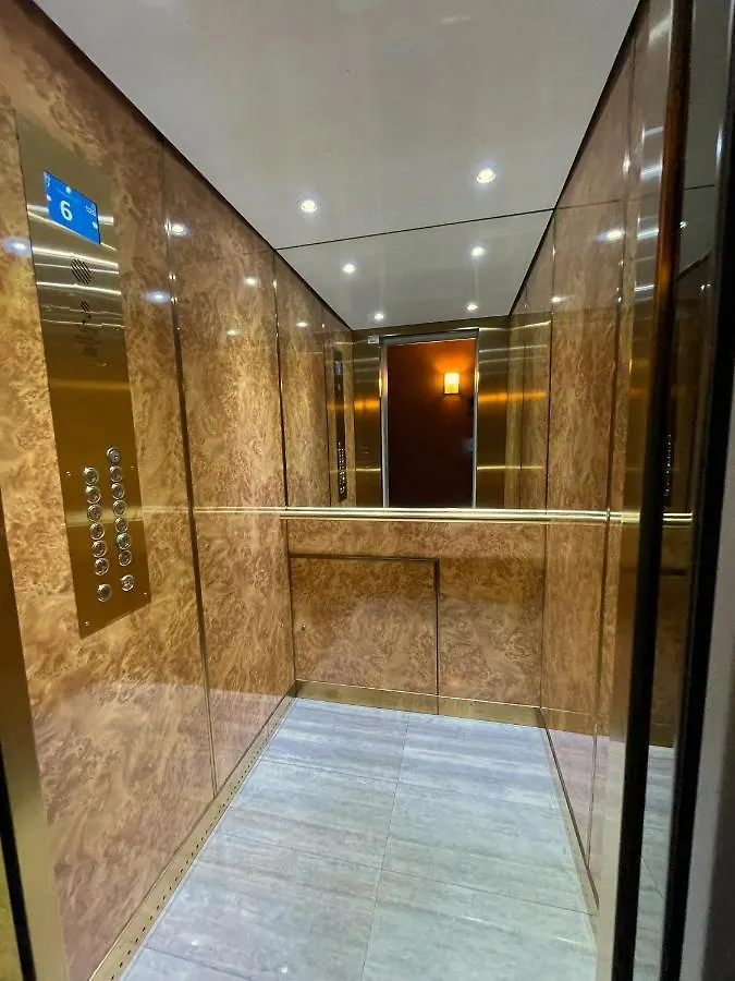 Champs Elysees Et Parc Monceau : Charmant Logement Lumineux Apartman Párizs
